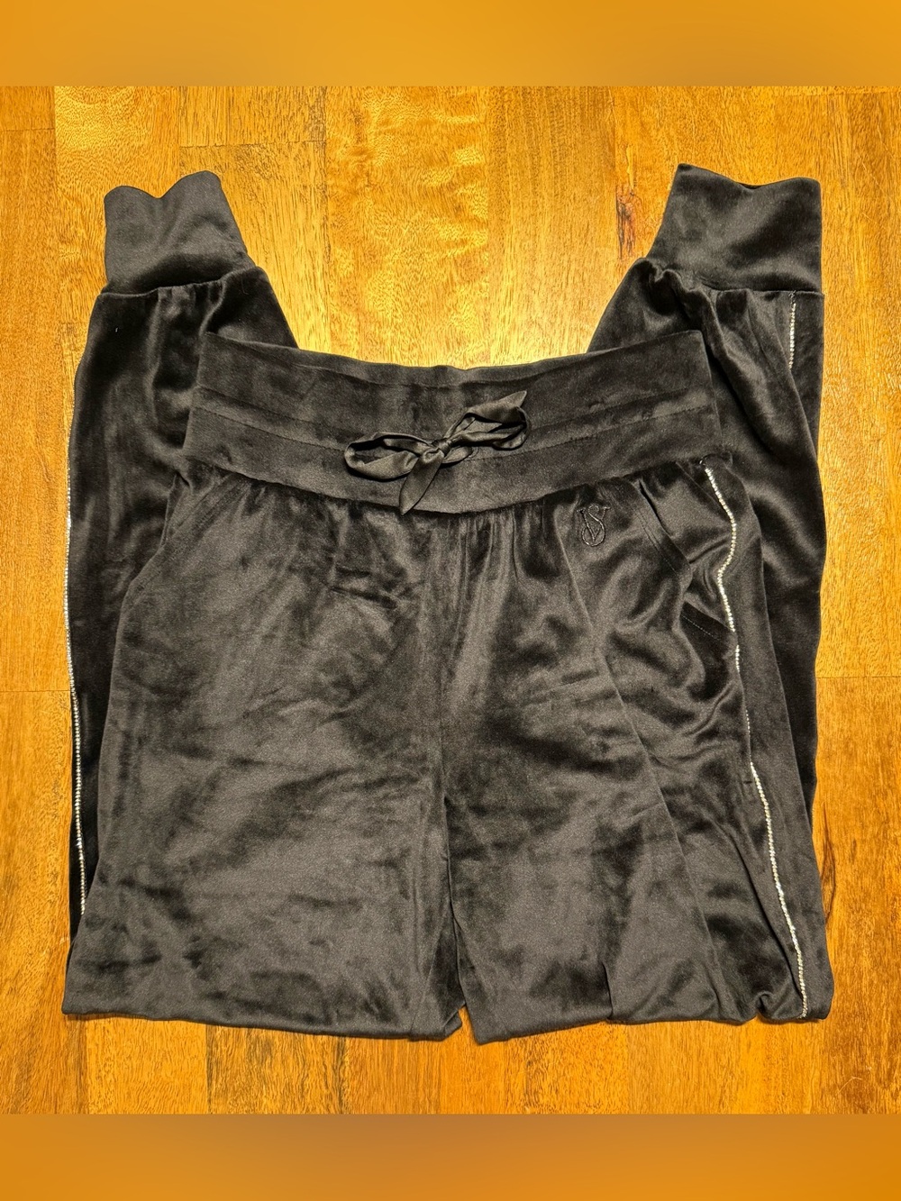 Victoria's Secret On Point Bling Velour Joggers in Black